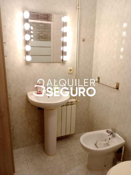 Foto 4b18902d-3f5b-4776-aeb8-80f3628c9d61. Location appartement avec chauffage dans Ventas Madrid