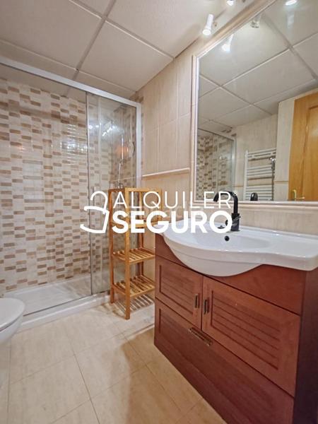 Foto 9fddad7e-6a4c-4949-adb6-398071bed80a. Miete etagenwohnung mit parking pool in Playa de San Juan Alicante