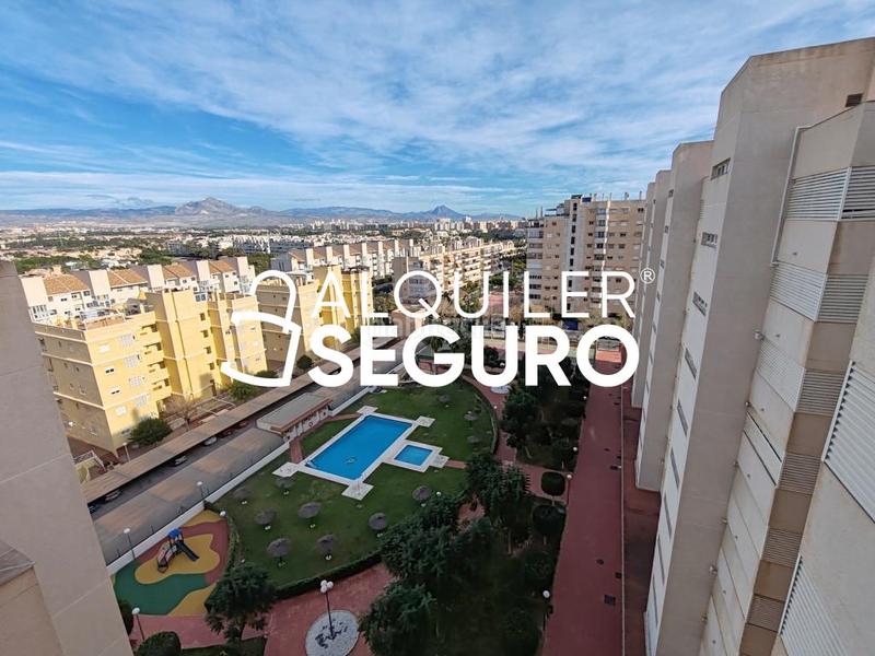 Foto b67522a9-ba3c-46ca-81ff-34f726162b8a. Miete etagenwohnung mit parking pool in Playa de San Juan Alicante