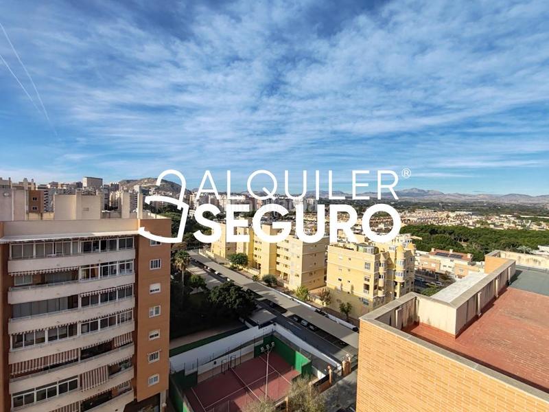 Foto 737709be-c2ac-4f87-a650-fa5eccaa7c05. Rent flat with parking pool in Playa de San Juan Alicante