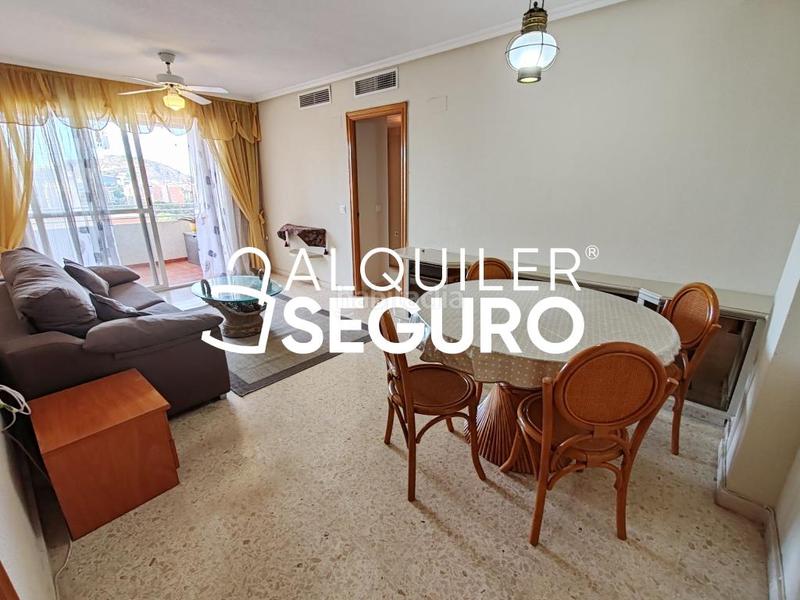 Foto be95ca0a-3f80-4fd8-a433-9be35965dcb4. Rent flat with parking pool in Playa de San Juan Alicante