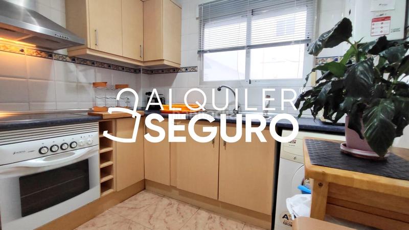 Foto ac567f07-712f-40b8-9e96-0c18c1496628. Alquiler piso  av. perez galdos en El Botànic Valencia