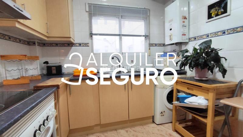 Foto cdf2b41d-d8ca-4675-999a-a31187e3c7ca. Alquiler piso  av. perez galdos en El Botànic Valencia