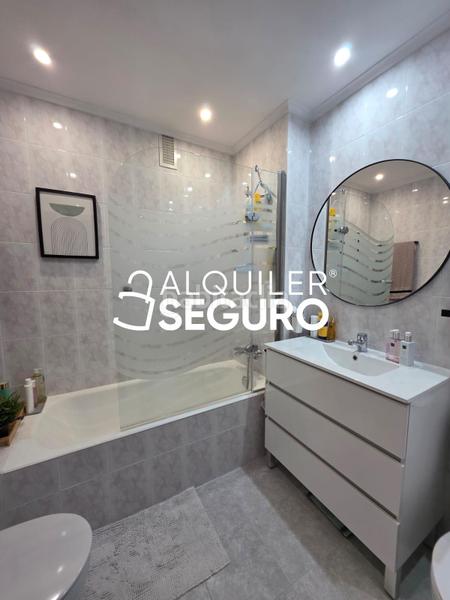 Foto 44b8e2ec-3242-4332-868a-43d702aea4be. Alquiler piso  c retuerto en Arteagabeitia - Retuerto - Kareaga Barakaldo