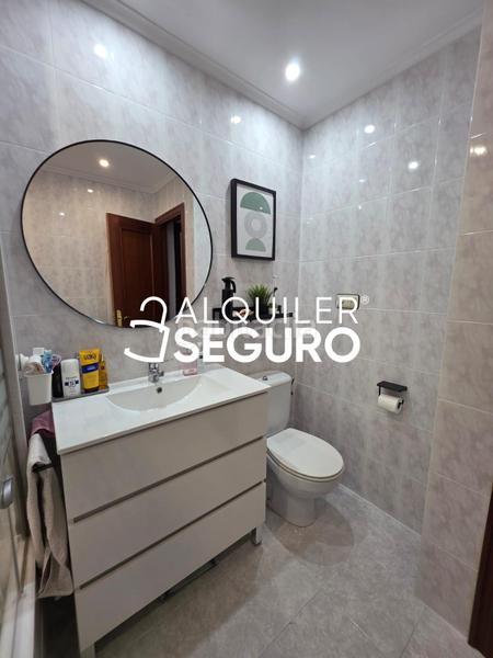 Foto 667421b8-b025-4c59-99c6-fb75a8174f65. Alquiler piso  c retuerto en Arteagabeitia - Retuerto - Kareaga Barakaldo