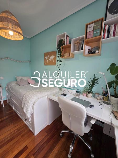 Foto 90634c99-8b10-413d-8f60-590b4302b717. Rent flat with heating parking in Arteagabeitia - Retuerto - Kareaga Barakaldo