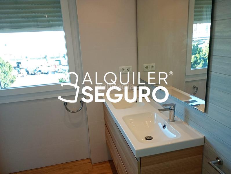 Foto 911632da-f5a4-46ac-b9e3-bb1d89a0162b. Location appartement dans Limonar Málaga