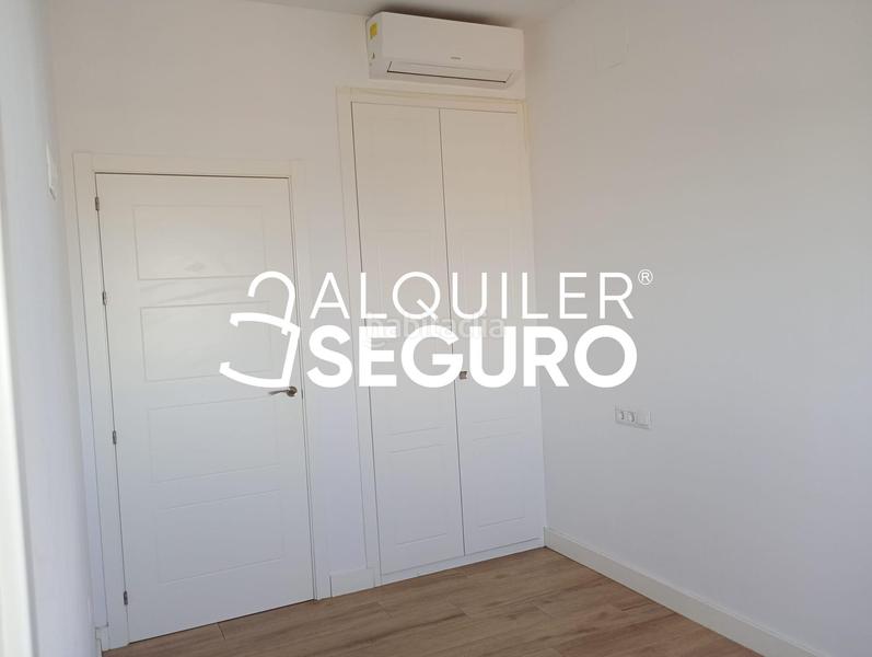 Foto bd3e2fd5-be5b-43fb-9a1a-c6688bb18088. Location appartement dans Limonar Málaga