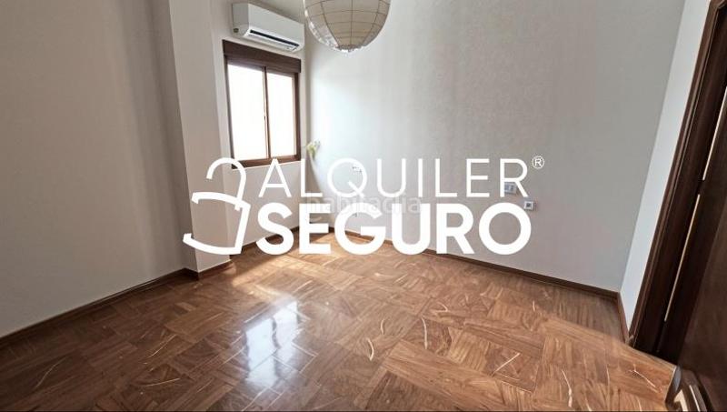 Foto 0a71c61f-fc6c-4369-9226-fddac9f87461. Location appartement dans Los Remedios Sevilla