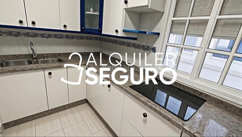 Foto acf14d56-5808-4c73-8ca0-4f95b10307d4. Rent flat in Los Remedios Sevilla