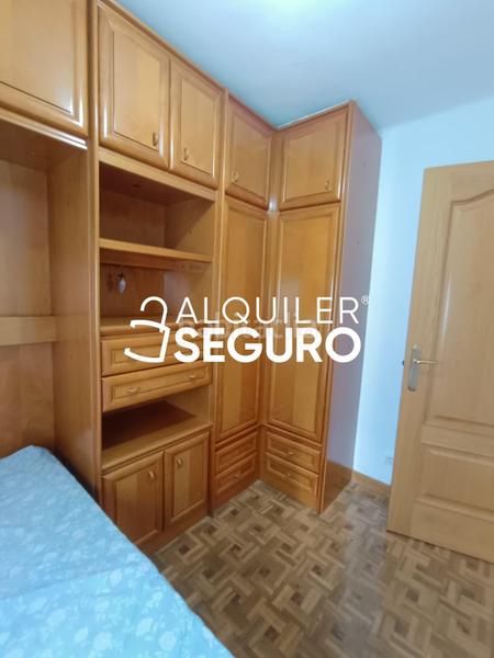 Foto c9d779d2-550d-4df0-a1df-78db35f11df2. Alquiler piso  pl. tarifa en Puerta Bonita Madrid