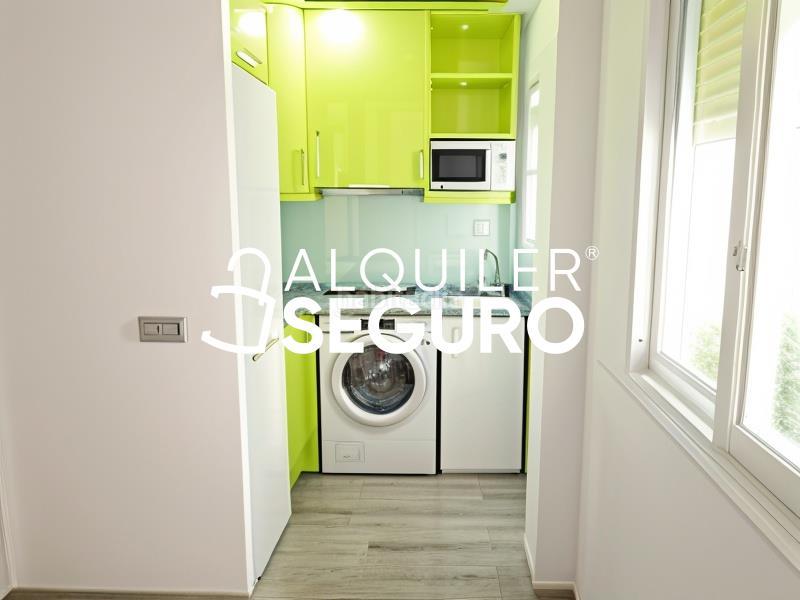 Foto 7d137cda-50af-42b3-b0bc-b376f6e2f4d6. Rent flat in Olletas - Sierra Blanquilla Málaga