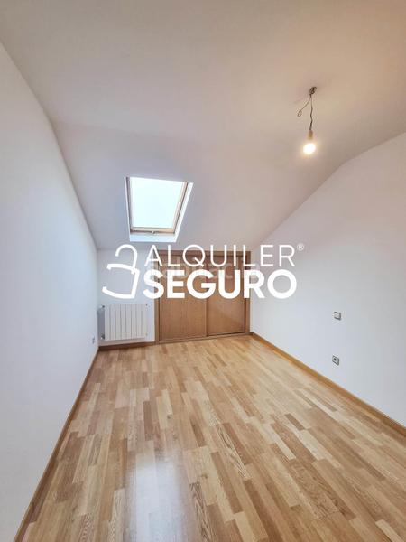 Foto 8596f53c-1b78-497d-bbe7-81efc842e34d. Affitto appartamento con riscaldamento parcheggio piscina in Collado Villalba