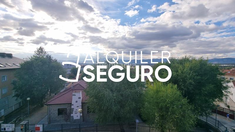 Foto 7e3cb2e2-6dcb-4360-bcfe-9b119e5fd30d. Miete etagenwohnung mit heizung parking pool in Villalba Estación Collado Villalba