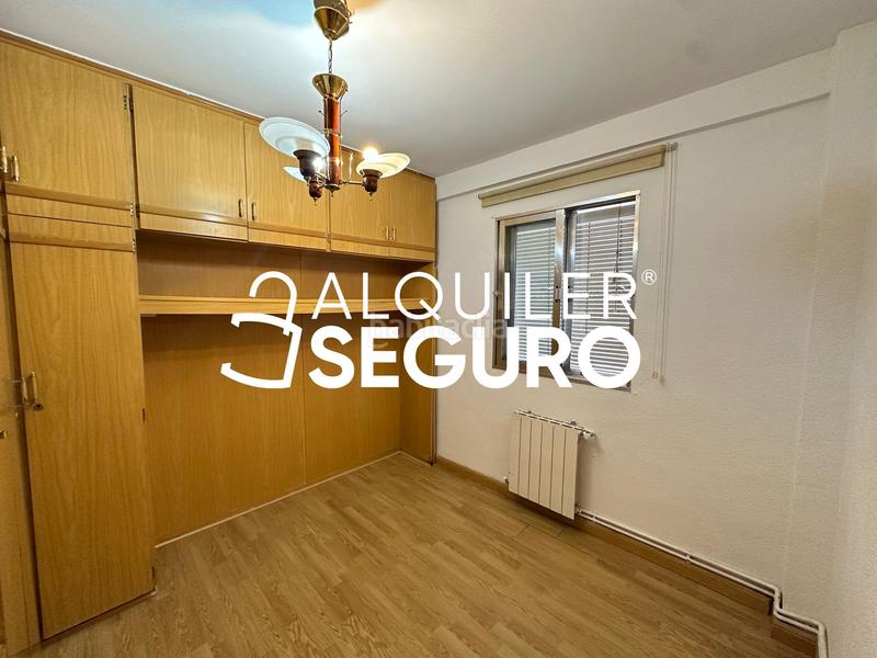 Foto 657c1412-91e3-42eb-ba3f-03fa5aa85c06. Alquiler piso  c virgen de lluc en Quintana Madrid