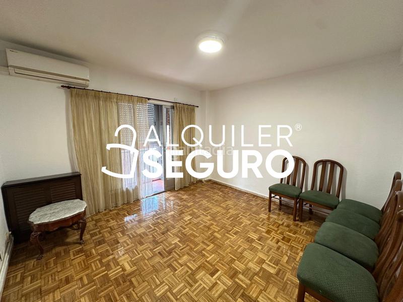 Foto 7cfc1e9a-a019-4dd5-b096-d46ed5837ec9. Alquiler piso  c virgen de lluc en Quintana Madrid