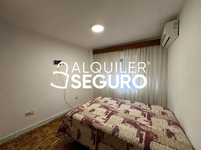 Foto e0d22242-9a7b-4b83-b0a5-59012d4043c1. Alquiler piso  c virgen de lluc en Quintana Madrid