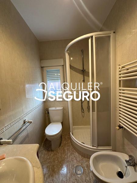 Foto ff027b01-d2c2-461c-9fd9-8cc72fe91490. Location appartement avec chauffage dans Quintana Madrid