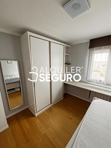 Foto 0a9c914f-d5b0-4a09-8362-d043fd286fb6. Alquiler piso  c los salmueros en Moraleja de Enmedio