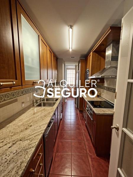 Foto c9342e3f-70f9-43a5-93e1-dd2aac7be741. Alquiler piso  c los salmueros en Moraleja de Enmedio