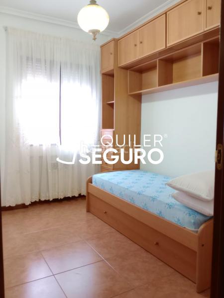 Foto c290831f-2e9d-4eff-9687-e36e35e2838a. Alquiler piso  c ledesma en Ventas Madrid