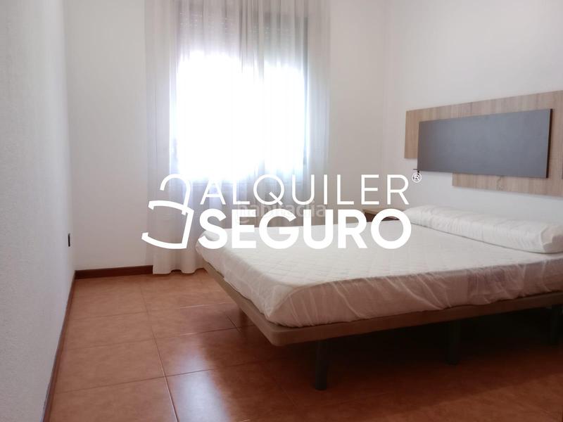 Foto 0f192ae2-d4f6-4a3e-a145-2c842ac67fcf. Rent flat with heating in Ventas Madrid