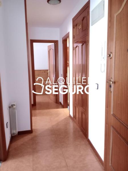 Foto 86f7d87a-93a7-49fc-a622-614bd71d5854. Rent flat with heating in Ventas Madrid