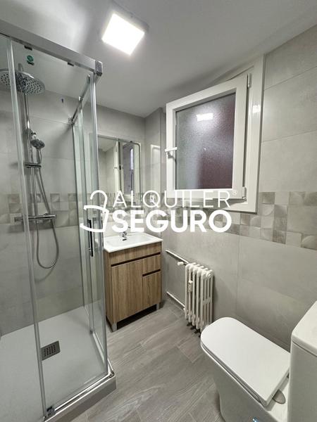 Foto 1cf72db6-27f8-4d6e-9252-9968e2afe1c7. Miete etagenwohnung mit heizung in Rejas Madrid