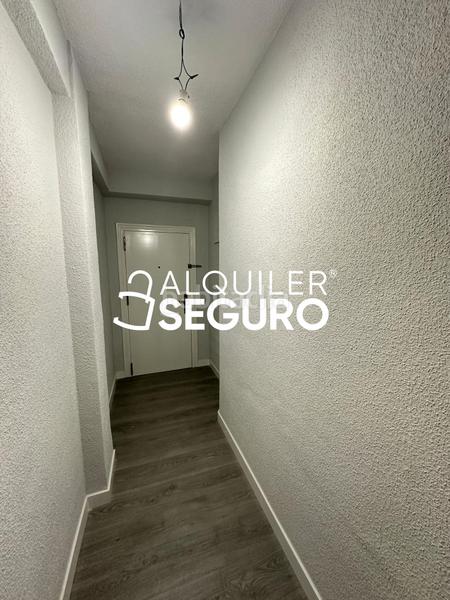 Foto 242a687d-0bf3-46ac-a80d-4ee1677d7dee. Miete etagenwohnung mit heizung in Rejas Madrid