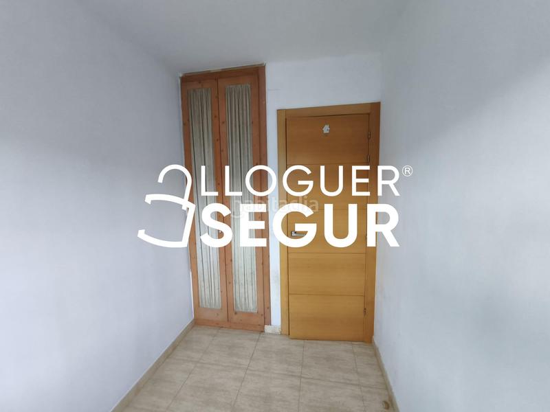 Foto 3918bb1d-8edb-41fa-be12-0453e7e3387f. Rent flat with heating in Caputxins-Ambulatori Vic