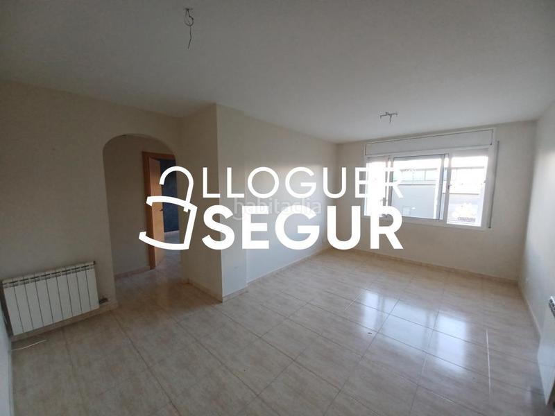 Foto 6b221256-81cd-492b-ad1b-38052a12282d. Rent flat with heating in Caputxins-Ambulatori Vic