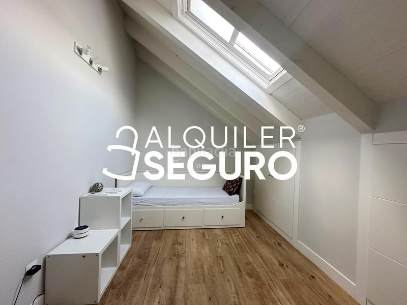 Foto f50d772c-48a3-43fa-906f-bc4acb3aab7a. Lloguer àtic amb calefacció aparcament piscina a Villanueva del Pardillo