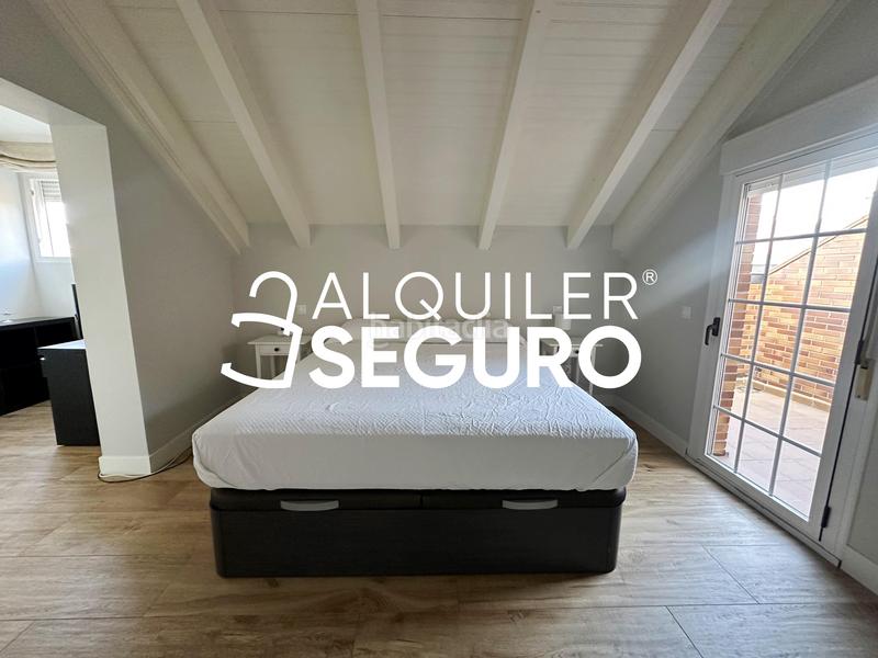 Foto baad842d-8291-4a0a-a020-52ef687bc28e. Location attique avec chauffage parking piscine dans Villanueva del Pardillo