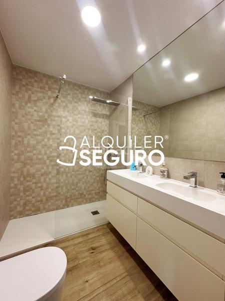 Foto e5a9bd85-e0c6-4476-93dc-681ab07f5490. Rent penthouse with heating parking pool in Centro Villanueva del Pardillo