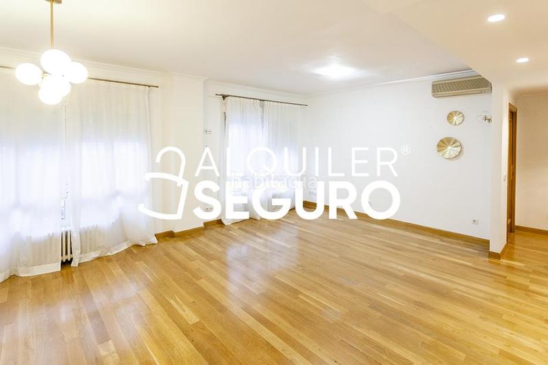 Foto 73199542-3ec9-4e60-b47a-e174b823c3b9. Location appartement avec chauffage dans Ríos Rosas-Nuevos Ministerios Madrid