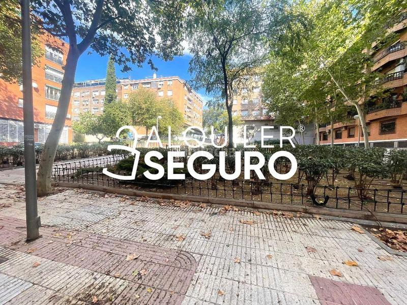 Foto c2c835df-622f-49c6-8e81-890269d08ca7. Alquiler piso  c virgen de la vega en Ventas Madrid