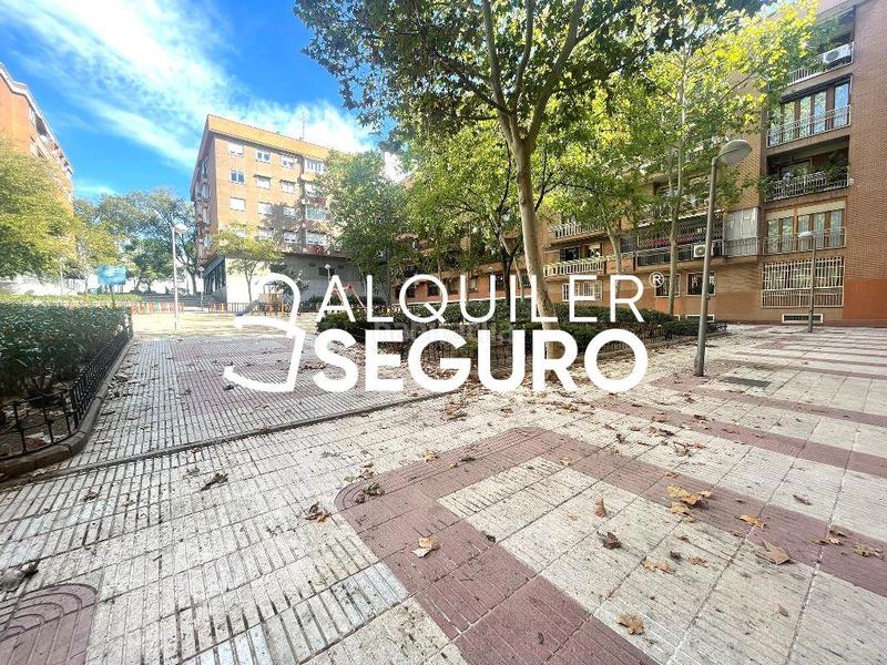 Foto 22596833-d4eb-44a8-a05c-1110900bd3c3. Lloguer pis amb calefacció aparcament a Ventas Madrid