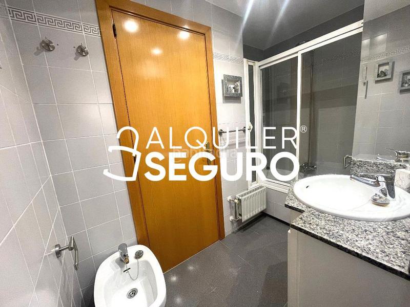 Foto 3e619791-ac38-47ef-a497-2dca31d9e4ff. Rent flat with heating parking in Ventas Madrid
