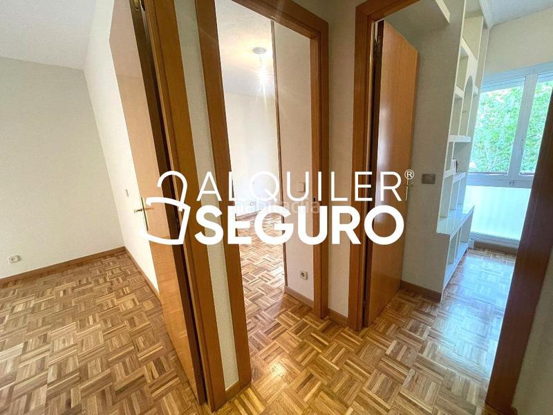 Foto c4174a7d-2db3-4ab8-b4f1-2ee71ad93457. Rent flat with heating parking in Ventas Madrid