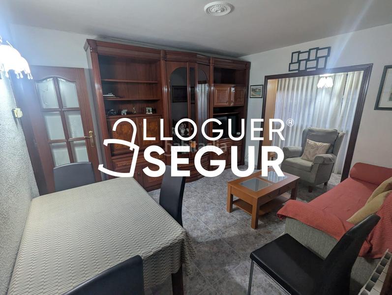 Foto 1ea4e935-4162-4bb2-b879-86a6e45f417b. Rent flat with heating in La Sagrera Barcelona