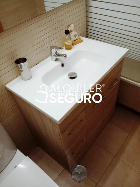 Foto 2866be30-2550-4667-b87c-4a84536f4822. Affitto appartamento con riscaldamento parcheggio piscina in Arroyo de la Encomienda