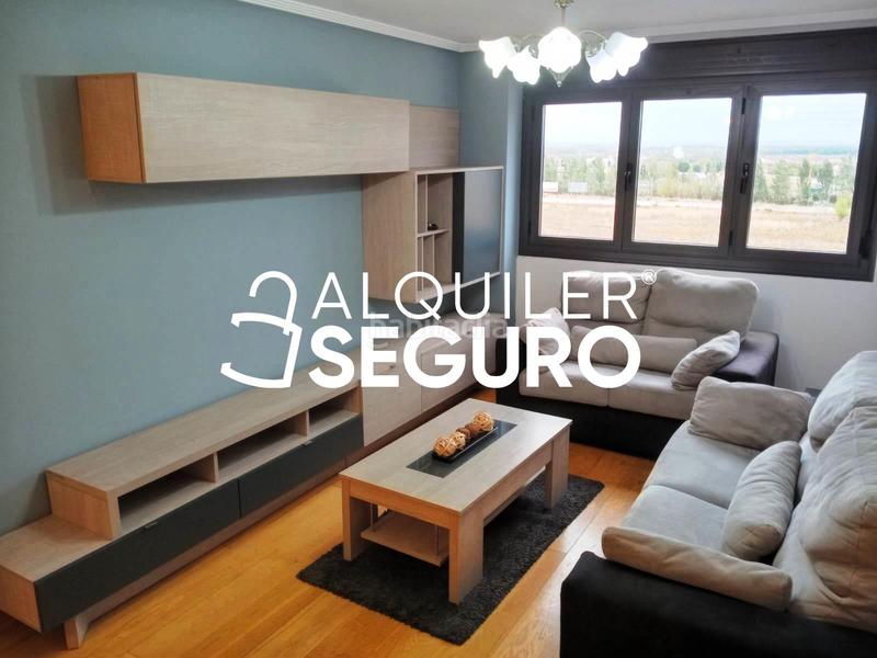 Foto a134cf61-82d4-4d5f-a4f2-4a576b68e4f9. Location appartement avec chauffage parking piscine dans Arroyo de la Encomienda