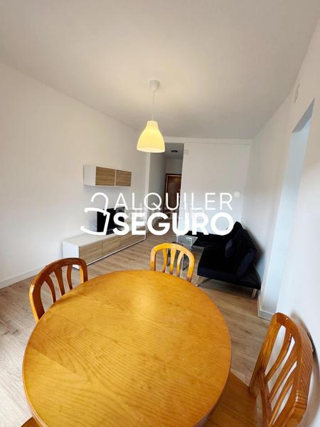 Foto e84e952b-4dd1-4369-975b-2fba37bf5bb8. Location appartement dans San Martín de Valdeiglesias