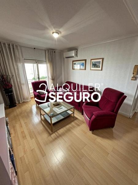 Foto d31acd83-834e-489b-8ee6-0684b1030c50. Alquiler piso  c guipúzcoa en Casco Antiguo Alcorcón