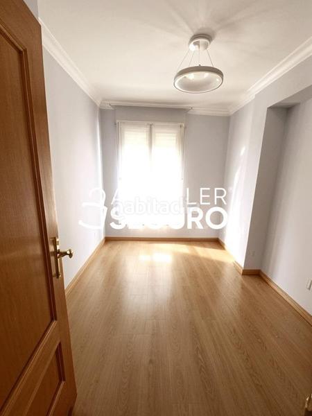 Foto 0583fd0e-86e7-4d1b-aa2c-4fe379c4c4c0. Lloguer pis amb calefacció aparcament a Parque Ondarreta-Urtinsa Alcorcón