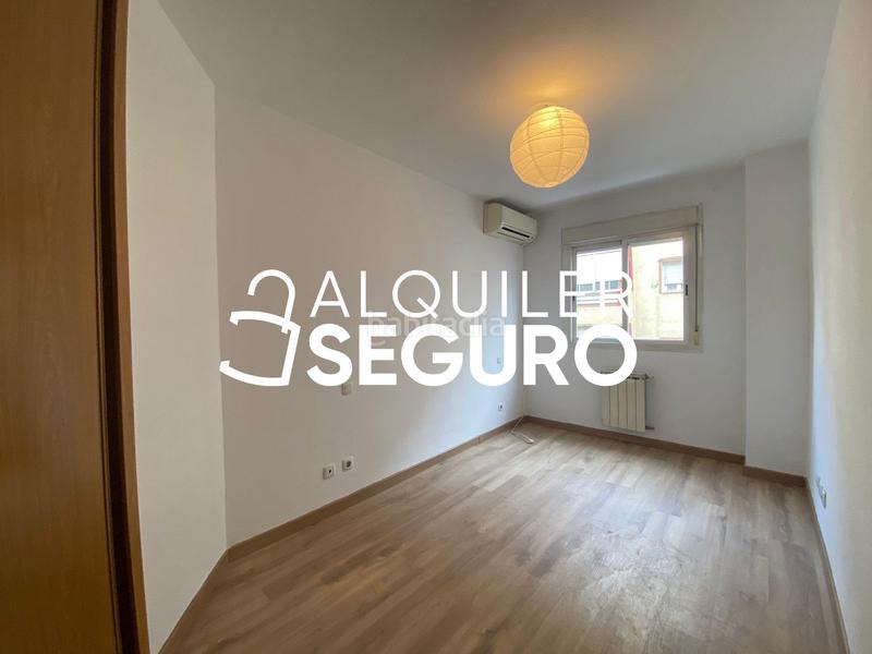 Foto c9ba93d8-87d3-45ad-a64a-8d8c71708924. Location appartement avec chauffage parking dans Numancia Madrid