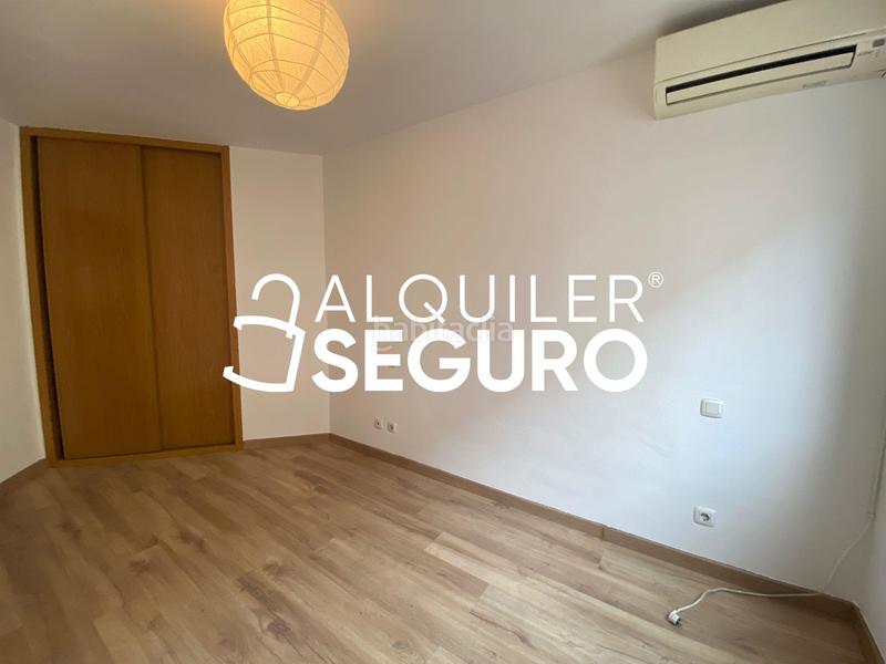 Foto 00becb4b-03a2-451b-8567-afdb3f5ab300. Rent flat with heating parking in Numancia Madrid