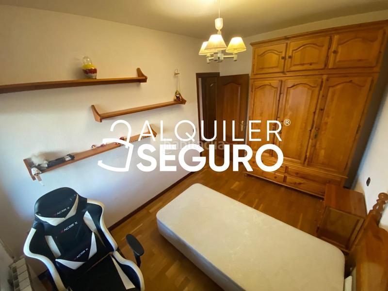Foto 0d4a1a47-5eb6-4590-bbdb-18411c8039a7. Lloguer pis amb calefacció a Buitrago del Lozoya