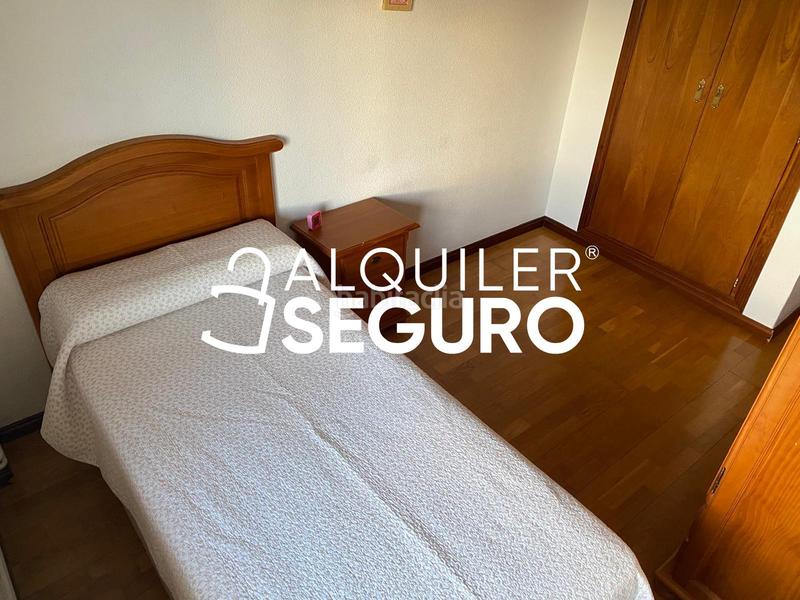 Foto 2dfc9cf7-e2f8-4f7d-94df-c4db5299b09b. Lloguer pis amb calefacció a Buitrago del Lozoya