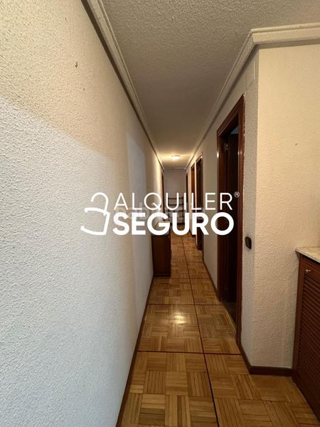 Foto 115522ad-ee6a-4378-b6ce-8fae21c8c55f. Location appartement avec chauffage parking dans Las Águilas Madrid